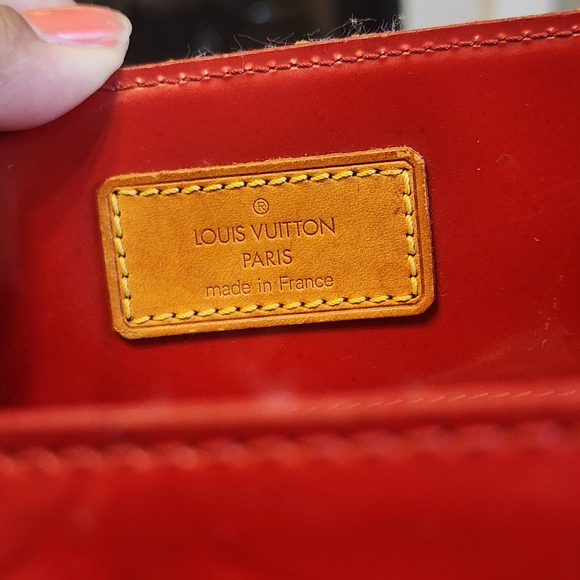 Louis Vuitton Red Tote with Gold Handles - Picture 5 of 15